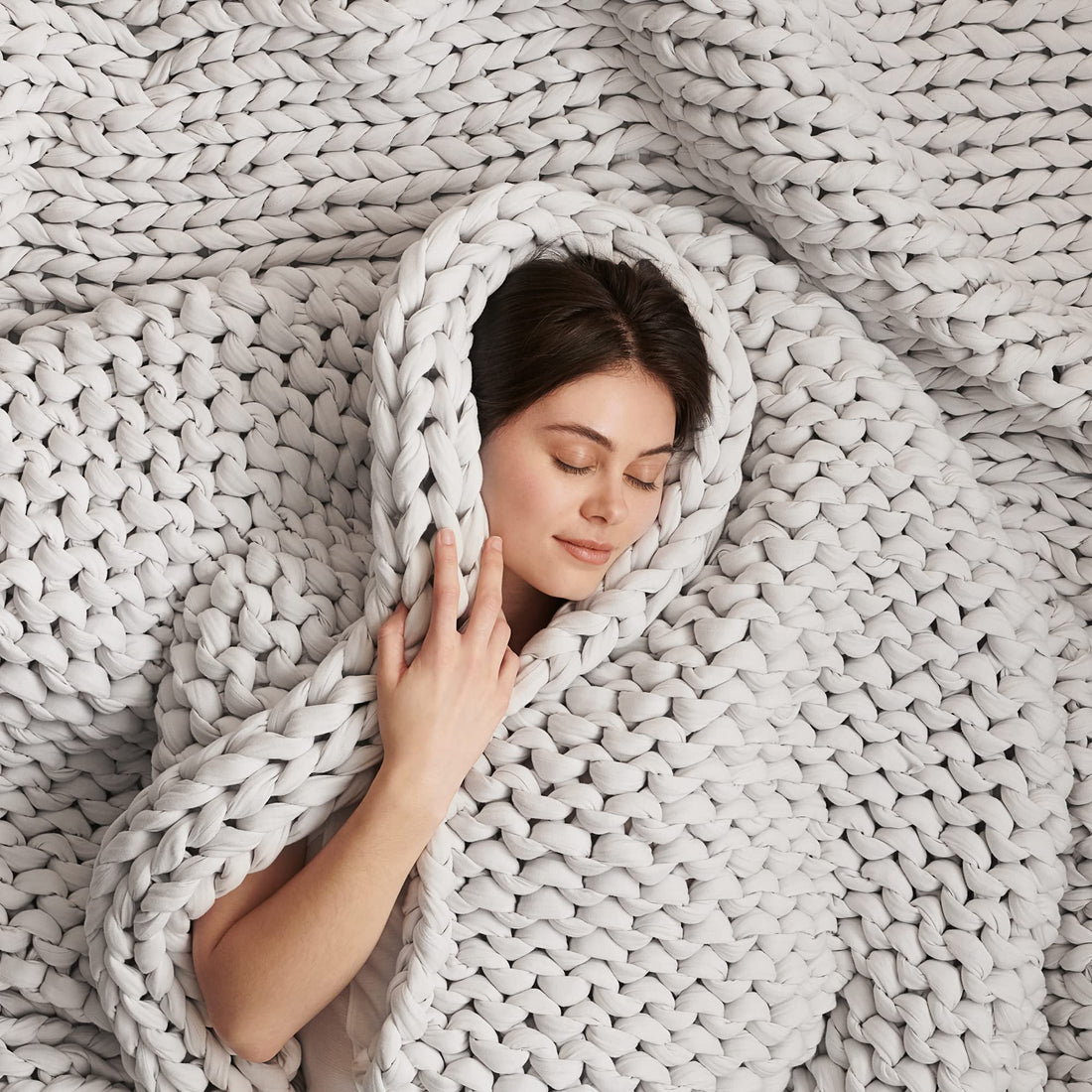 Weighted Blankets--Bearaby Cotton Hand-Knit Weighted Blankets for Adults - Chunky Knit Blanket - Sustainable, Breathable, Organic, Cooling Weighted Blanket - Machine Washable (Midnight Blue, 15 lbs, 40"x72"), TCoU Recommendations from Amazon Products